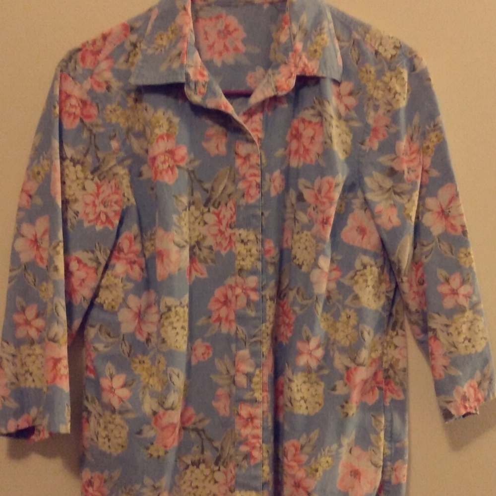 Long sleeve dress shirt